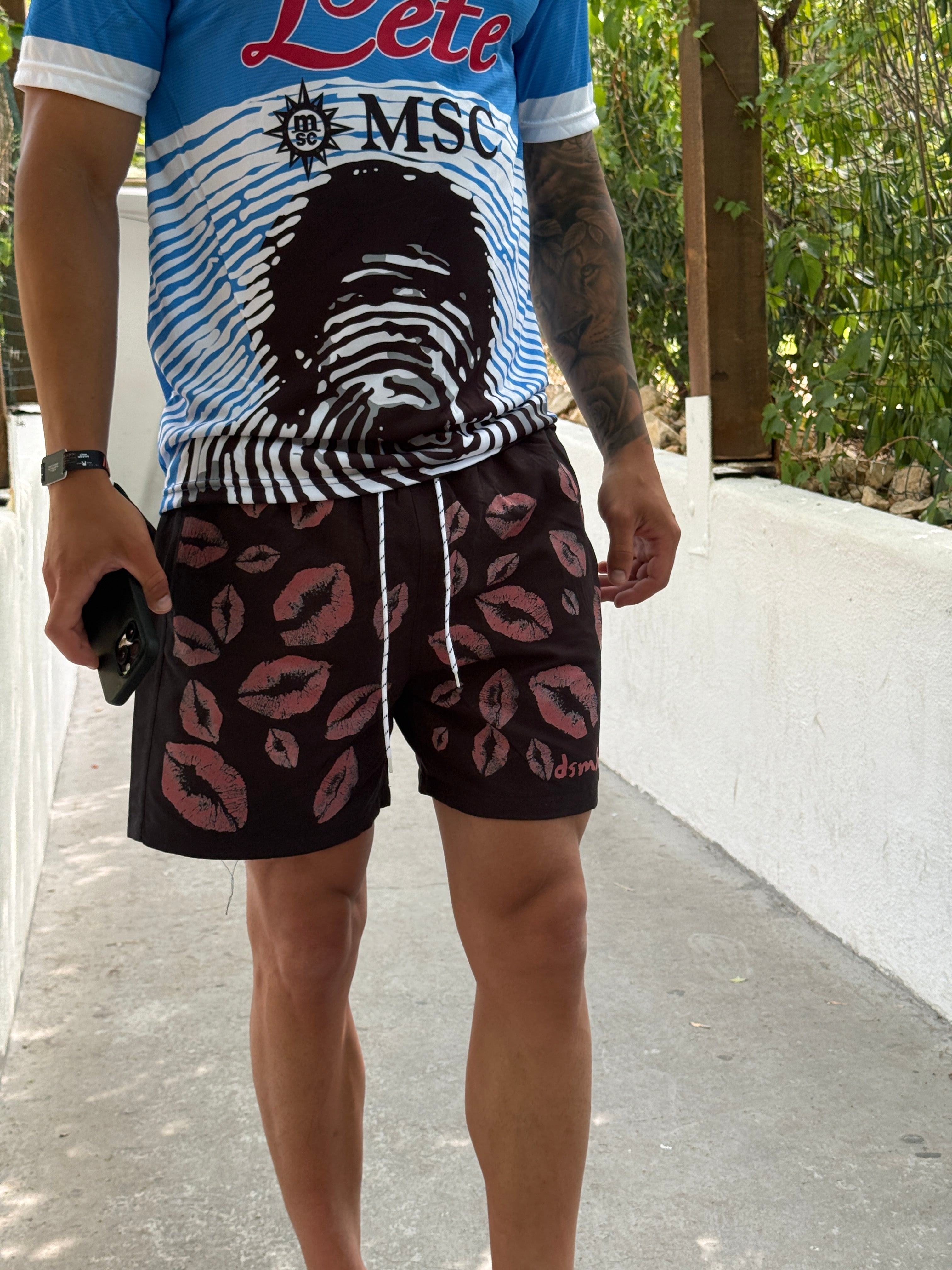 LIPSTICK KISSES MENS SWIM SHORTS